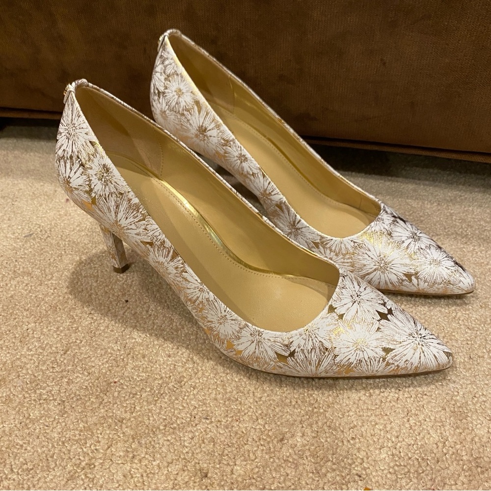 Michael Kors White and Gold Floral Heels